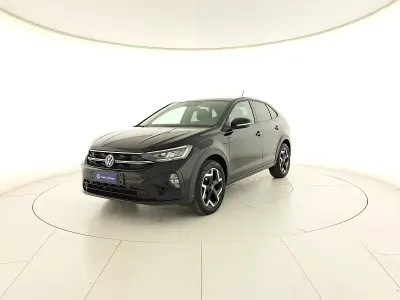 Usata VW Taigo R-line 115 CV (84 kW) 2025 Deep black perlato SUV