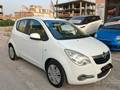 Usata Opel Agila Enjoy 68 CV (50 kW) 2014 Bianco Utilitaria