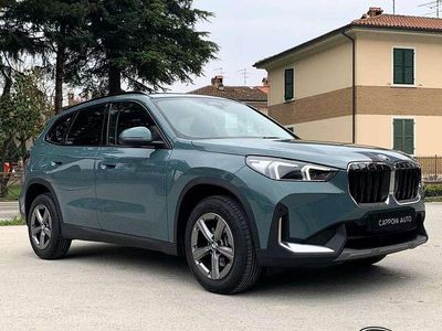 Begagnad BMW X1 150 HK (110 kW) 2024 Grå SUV
