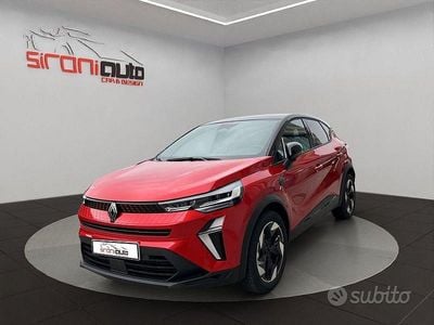 Nuova Renault Captur Techno 100 CV (73 kW) 2025 Rosso SUV