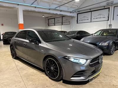 Usado Mercedes A200 Premium 136 CV (100 kW) 2019 Gris Berlina