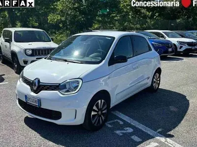 Usata Renault Twingo Techno 60 kW (82 CV) 2023 Argento Utilitaria