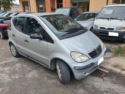 Usata Mercedes A140 Classic 82 CV (60 kW) 2001 Grigio Berlina