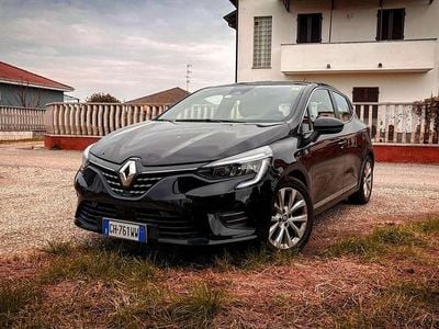 Occasion Renault Clio V Intens 101 PK (74 kW) 2021 Sedan