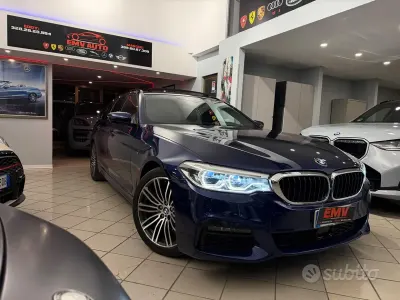 Usado BMW 530 M Sport 249 HP (183 kW) 2019 Azul Carrinha