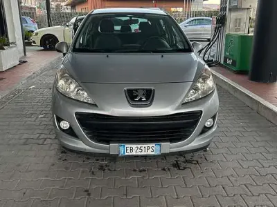 Occasion Peugeot 207 73 PK (53 kW) 2010 Sedan
