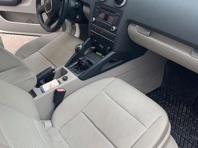 Usata Audi A3 Ambiente 90 CV (66 kW) 2011 Bianco Utilitaria