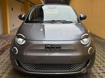 Używany Fiat 500e La Prima 42 kW (58 KM) 2021 Szary Kabriolet