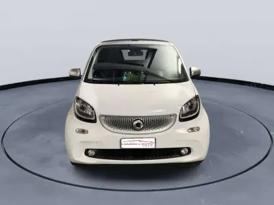 Usata Smart ForTwo Cabrio Prime 90 CV (66 kW) 2019 Bianco Cabrio
