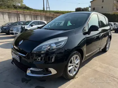 Usata Renault Scénic III XMOD 110 CV (80 kW) 2012 Nero Monovolume