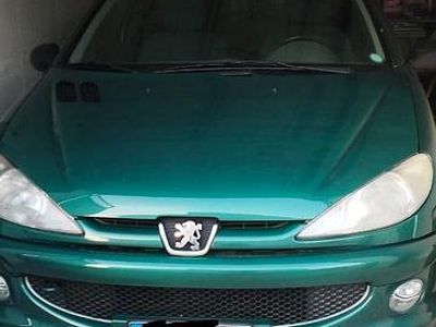 Usata Peugeot 206 2000 Verde Utilitaria