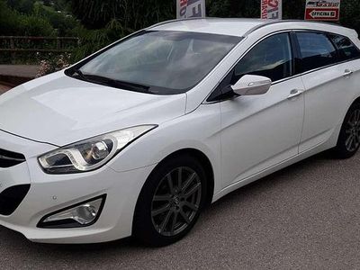 Usata Hyundai i40 Style 136 CV (100 kW) 2013 Bianco Station wagon