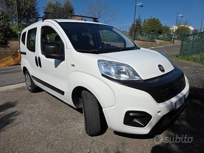 Usata Fiat Qubo Trekking 80 CV (58 kW) 2018 Bianco Monovolume