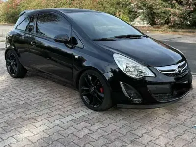 Usata Opel Corsa Sport 95 CV (69 kW) 2011 Nero Utilitaria