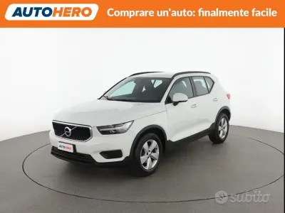 Usata Volvo XC40 Momentum 150 CV (110 kW) 2020 Bianco SUV