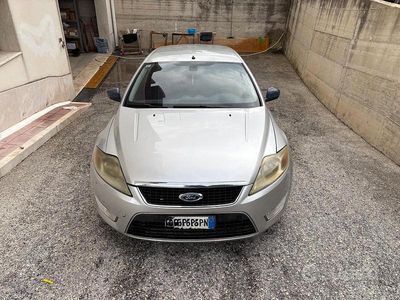 Begagnad Ford Mondeo 140 HK (102 kW) 2008 Grå Kombi