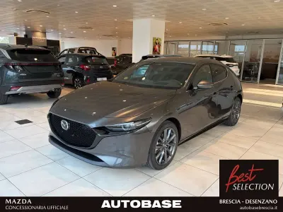 Nuova Mazda 3 Center-Line 140 CV (102 kW) 2026 Machine grey Berlina