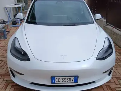 Usata Tesla Model 3 Performance 370 kW (504 CV) 2021 Bianco Berlina