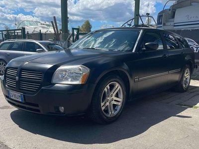 Usata Dodge Magnum 340 CV (250 kW) 2005 Nero Station wagon
