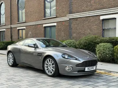 Usata Aston Martin Vanquish 528 CV (388 kW) 1970 Argento Coupé