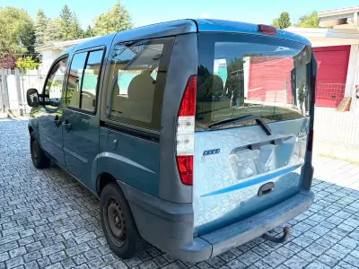 Usata Fiat Doblò 2001 Blu Monovolume