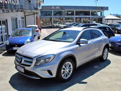 Usata Mercedes GLA180 Premium 110 CV (80 kW) 2016 Argento SUV