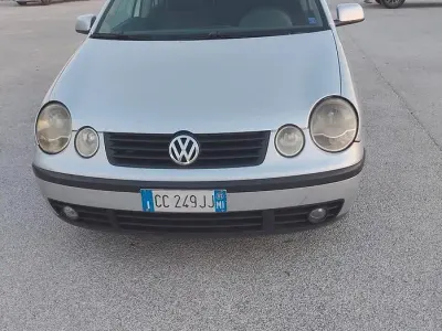 Usata VW Polo 75 CV (55 kW) 2002 Grigio Berlina