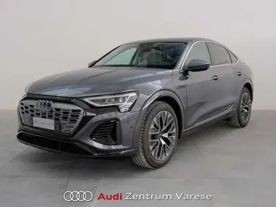 Usata Audi Q8 Sportback e-tron S-Line 250 kW (340 CV) 2024 Grigio daytona SUV