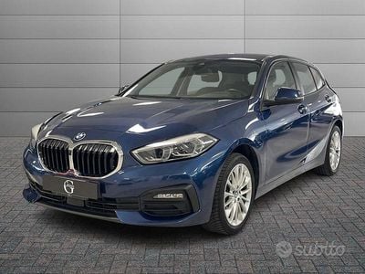 Usata BMW 120 Sport Line 190 CV (139 kW) 2020 Blu Utilitaria