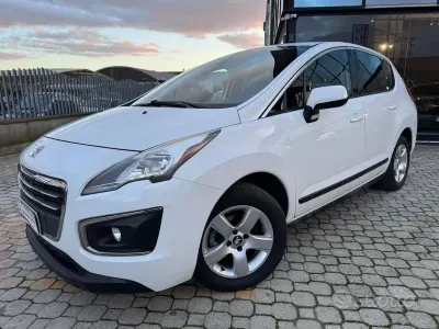 Usata Peugeot 3008 Business-Line 115 CV (84 kW) 2014 Bianco Station wagon