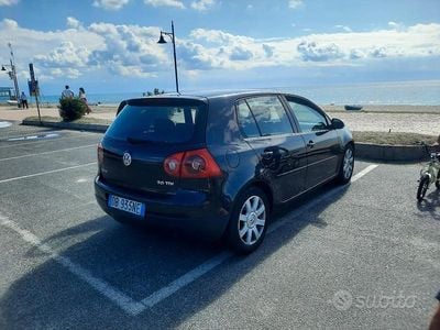 Usata VW Golf IV 140 CV (102 kW) 2005 Nero Berlina
