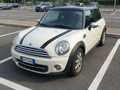 Usata Mini ONE 95 CV (69 kW) 2009 Bianco Utilitaria