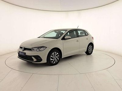 Usata VW Polo Life 95 CV (69 kW) 2023 Ascot grey Utilitaria
