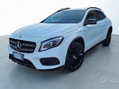 Usata Mercedes GLA220 Premium 184 CV (135 kW) 2018 Bianco pastello SUV