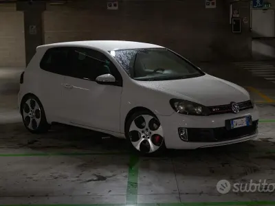 Usata VW Golf VI GTI 211 CV (155 kW) 2009 Bianco Utilitaria