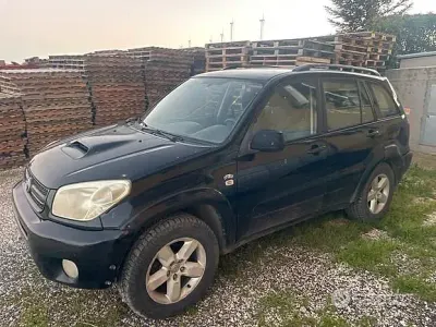 Usata Toyota RAV4 2005 SUV