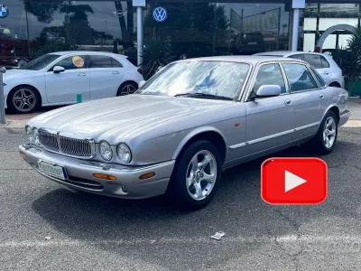 Usata Jaguar XJ SE 237 CV (174 kW) 2002 Argento metallizzato Berlina