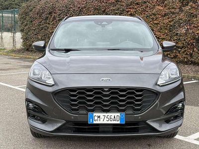 Usata Ford Kuga ST-Line 224 CV (164 kW) 2023 Grigio SUV