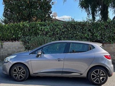 Usata Renault Clio IV 90 CV (66 kW) 2014 Grigio Berlina