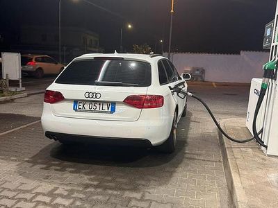 Begagnad Audi A4 143 HK (105 kW) 2012 Vit Sedan