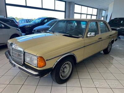 Mercedes 200