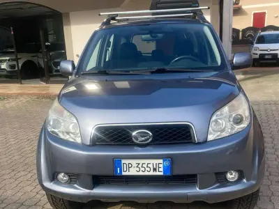 Usata Daihatsu Terios 105 CV (77 kW) 2008 Grigio SUV