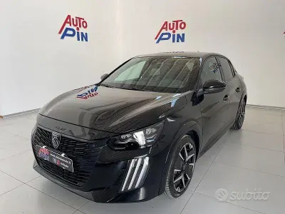 Usata Peugeot 208 Allure 110 CV (80 kW) 2024 Nero Utilitaria