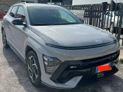 Usata Hyundai Kona N Line 120 CV (88 kW) 2023 Grigio SUV