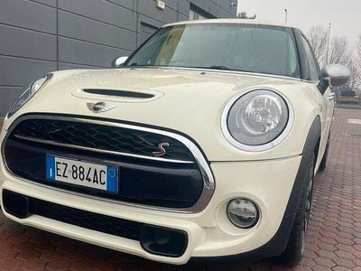 Bianco Usata 2015 Mini Cooper SD Business Utilitaria | 9900 € (Molto cara)
