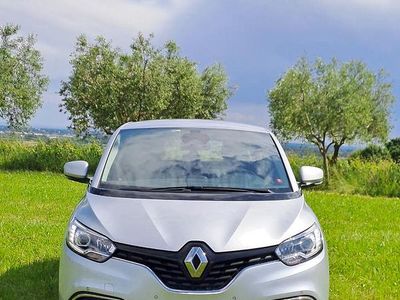 Usata Renault Scénic IV 120 CV (88 kW) 2020 Grigio Monovolume