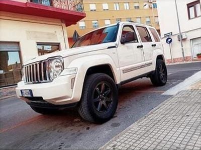 Usata Jeep Cherokee 80 CV (58 kW) 2009 Bianco SUV
