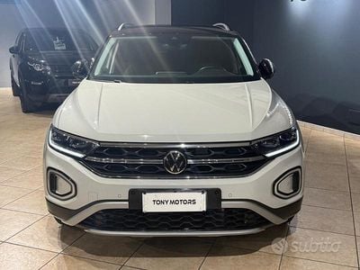 Begagnad VW T-Roc Style 150 HK (110 kW) 2022 Beige SUV