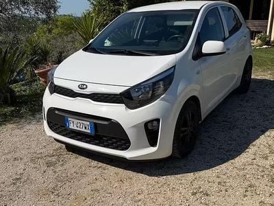 Usata Kia Picanto Urban 65 CV (47 kW) 2020 Bianco Utilitaria