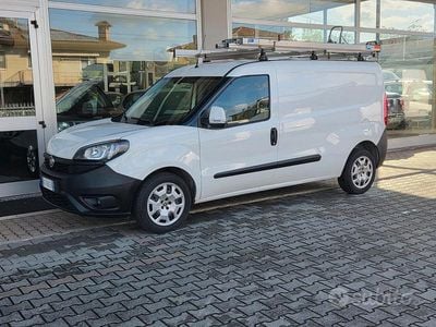 Usata Fiat Doblò 120 CV (88 kW) 2018 Bianco Monovolume